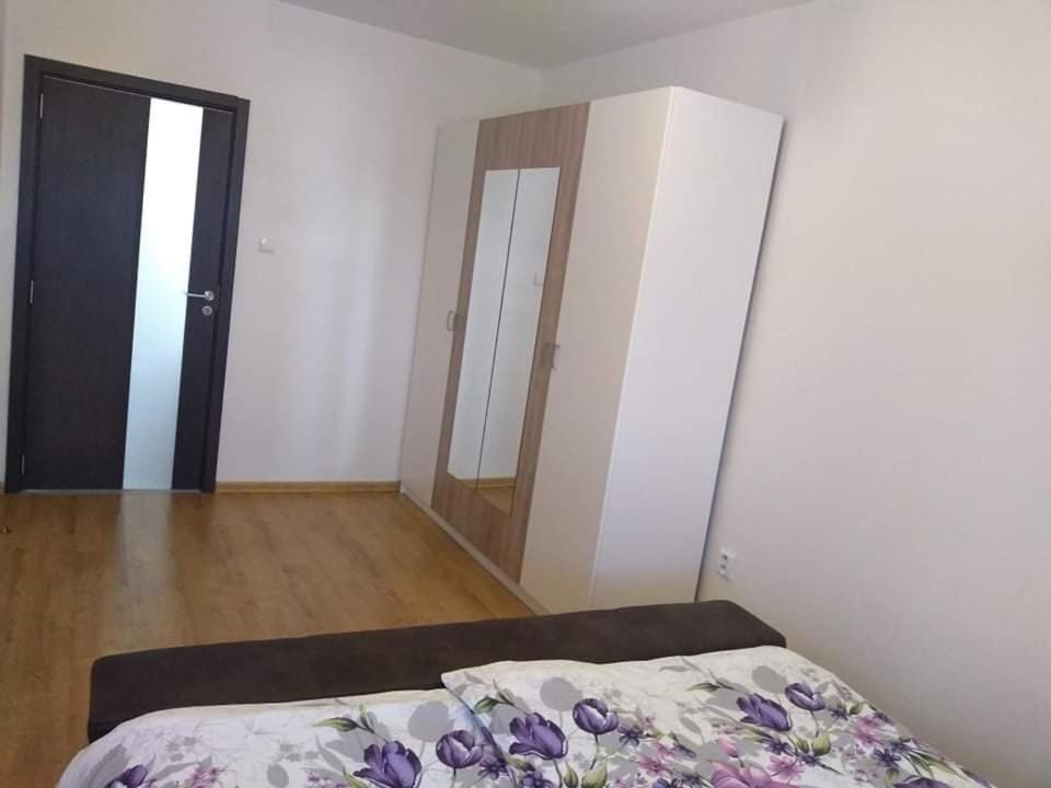 Apartman Naomi E12 Nova Lesna Exterior photo